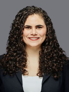 Kathleen Broschuk, Associate Lawyer