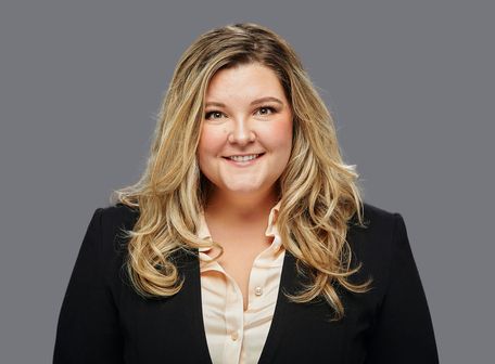 Jessica Oudyk, Associate Lawyer